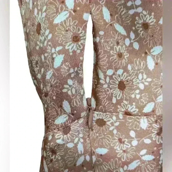 Treasure & Bond Cap‎ Sleeve Satin Top in Pink Louis Floral Size M - Picture 4 of 5